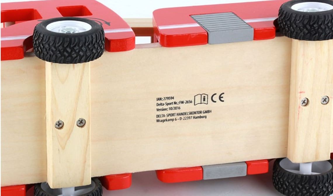 Fire truck wooden with ladder and firemen Fire engine Red - SM Everyday Living